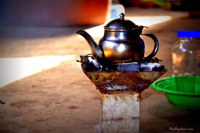 Article : La nuit autour du th&eacute;